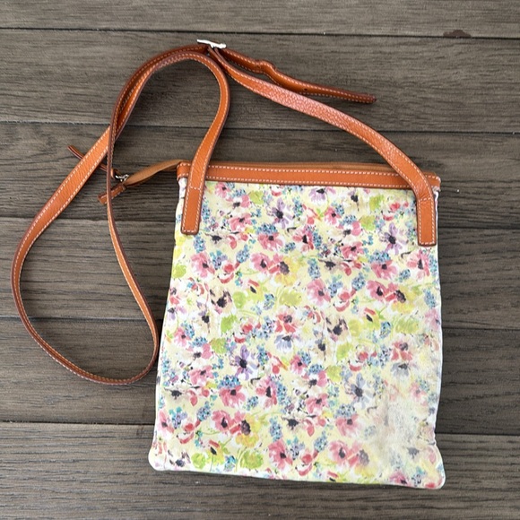 Campo dei Fiori Italian floral lambskin leather crossbody w/tan trim - Picture 5 of 6